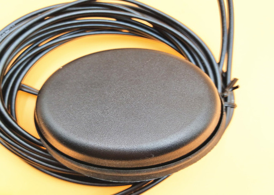 Μαύρη κεραία σφαιρών ΠΣΤ με τη βάση λαστιχένιων μαξιλαριών, συμπληρωματική κεραία σημάτων 2*5m 4G LTE προμηθευτής