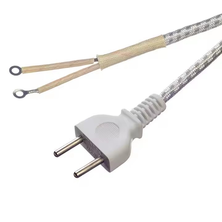 Ζεστή πώληση 2 Pin 220v 16a Τυλιγμένο καλώδιο ηλεκτρικής ενέργειας καλώδιο καλωδίου Led Lamp E27 Dc Χαλκό καλώδιο ηλεκτρικής ενέργειας Karachi για σίδηρο στο Πακιστάν