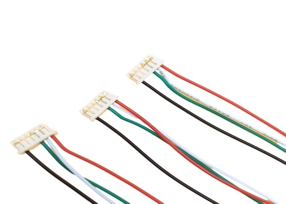 Το λουρί καλωδίων συνήθειας Molex 51021-0600 σε 6 καρφώνει τον πίνακα δεικτών 51021 θηλυκών οδηγήσεων