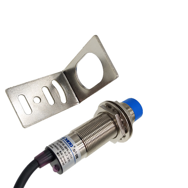 Ljc18a3-8-Z/AY PNP NC 3 αισθητήρας 8mm εγγύτητας καλωδίωσης πυκνωτών καρφιτσών διακόπτης απόστασης